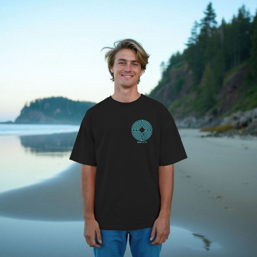 Deus Intus Inner Path Men’s Oversized T